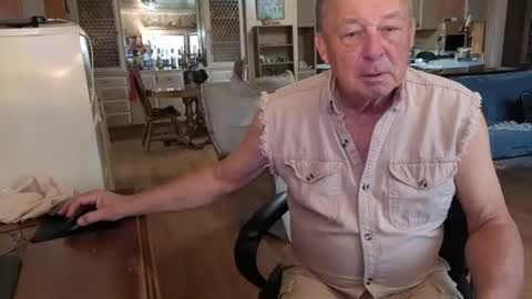 Snapshot of dakit2 chatting on 05/04/26, 02:35 dakit online show from 05/04/26, 02:35