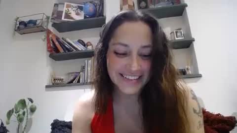 IG  dakotasofiaa online show from 04/24/26, 02:47