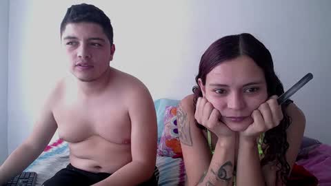 Snapshot of dakota_and_aron chatting on 01/15/25, 03:50 Dakota and Aron online show from 01/15/25, 03:50