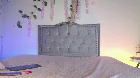 dakota carsson online show from 03/13/26, 01:01