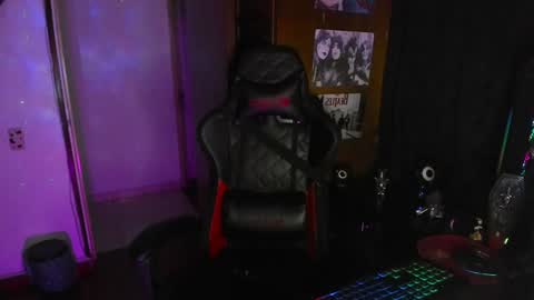 Dakota Crab online show from 01/27/25, 01:05