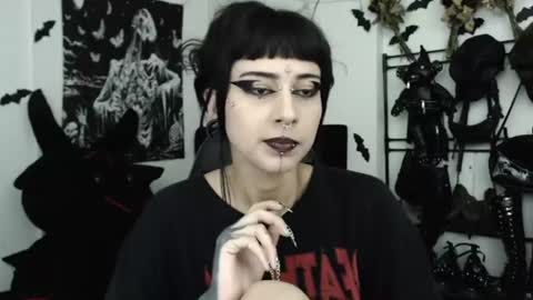 dakota online show from 07/10/26, 03:33