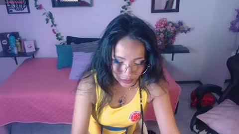 Snapshot of dakota_ro chatting on 06/03/26, 09:20 Caroliina online show from 06/03/26, 09:20