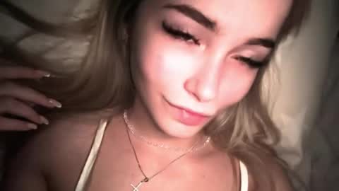 dakotaajohnnson online show from 09/13/25, 05:40