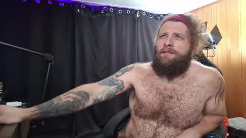 Snapshot of dakotadixxon chatting on 02/14/25, 08:37 Dakota Dixxon online show from 02/14/25, 08:37