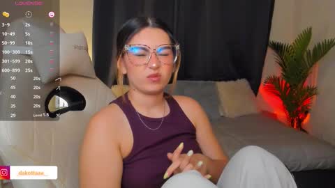 dakottaa__ online show from 03/13/26, 12:50