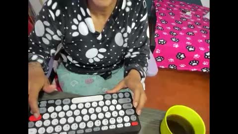 daleska_delicious1 online show from 11/14/25, 03:11