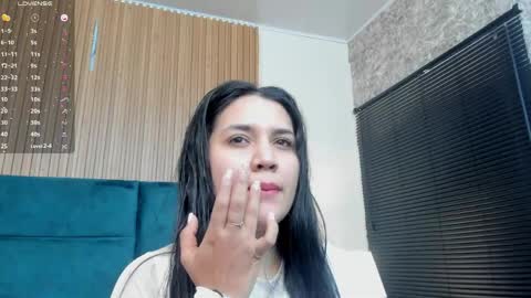 Violeta online show from 05/25/26, 12:11