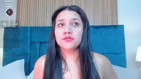 Snapshot of dalia_alissa chatting on 06/23/26, 12:25 Violeta online show from 06/23/26, 12:25