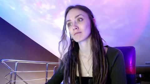 Dalia  online show from 02/21/25, 10:17