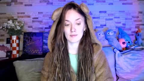 Dalia  online show from 10/01/25, 09:37