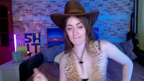 Dalia  online show from 06/19/26, 10:19