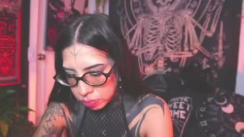 dalia_vorhees online show from 05/04/26, 01:23
