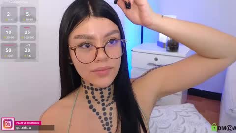 Dalia online show from 02/24/25, 11:09