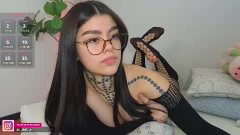 Dalia online show from 11/24/25, 09:03