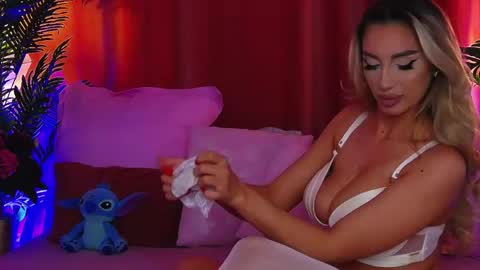 DalidaSelena online show from 04/16/26, 07:42