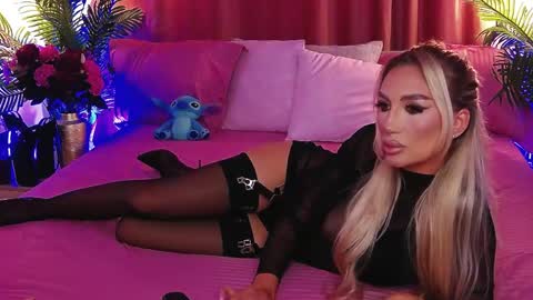 Snapshot of dalidaselena chatting on 06/05/26, 04:24 DalidaSelena online show from 06/05/26, 04:24