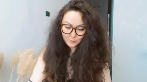 Snapshot of dalidayes chatting on 06/27/26, 06:18 Dali online show from 06/27/26, 06:18