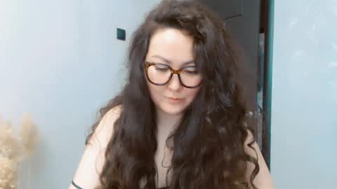 Snapshot of dalidayes chatting on 07/05/26, 04:41 Dali online show from 07/05/26, 04:41