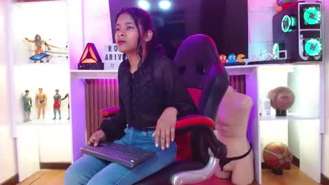 dalila online show from 06/16/26, 07:27