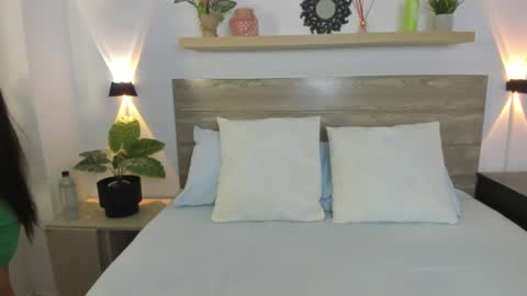 D A L I L A online show from 02/19/25, 07:05