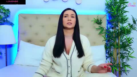 Snapshot of daliyaa_ chatting on 01/06/26, 12:53 daliyaa_ online show from 01/06/26, 12:53