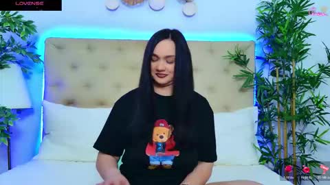 daliyaa_ online show from 03/18/26, 01:25