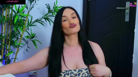 Snapshot of daliyaa_ chatting on 05/11/26, 02:45 daliyaa_ online show from 05/11/26, 02:45
