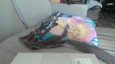 tennguy44 online show from 01/12/25, 08:25