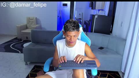 Snapshot of damar_felipe chatting on 02/07/25, 04:59 damar_felipe online show from 02/07/25, 04:59