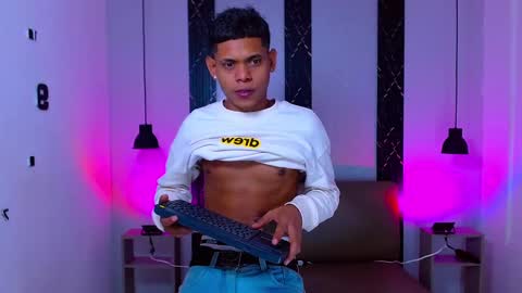 Snapshot of damar_felipe chatting on 10/03/25, 05:04 damar_felipe online show from 10/03/25, 05:04