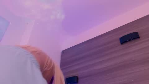         online show from 02/25/26, 05:06