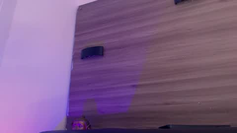         online show from 03/06/26, 05:37