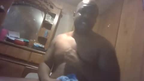 Snapshot of dameion731 chatting on 05/13/26, 04:54 BigBlackCock13 online show from 05/13/26, 04:54