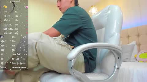 DAMIAN online show from 01/16/25, 03:35