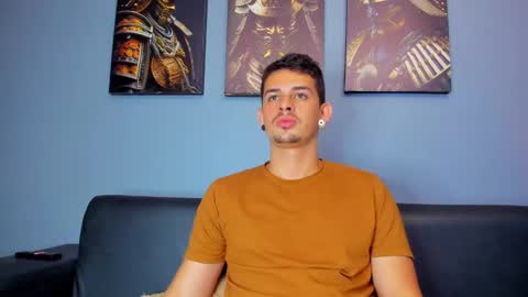 Snapshot of damian__oliver chatting on 02/24/25, 08:17 Damian Oliver online show from 02/24/25, 08:17