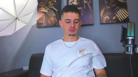 Damian Oliver online show from 04/24/26, 01:52