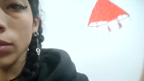 damian_and_tiana online show from 04/05/26, 07:05