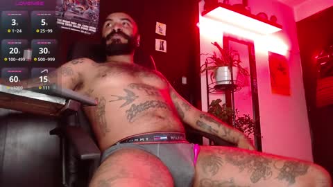 Snapshot of damian_darkside_ chatting on 12/06/24, 02:24 Damian online show from 12/06/24, 02:24