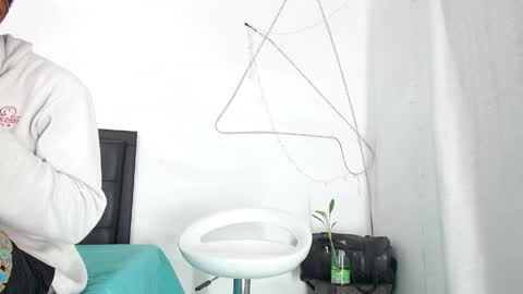 damian_hart_24cm online show from 04/01/26, 11:44