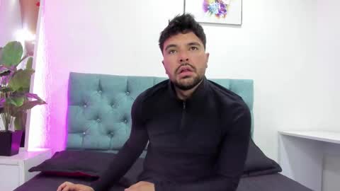 Damian Hills online show from 03/03/26, 12:17