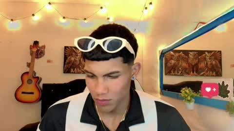 Damian online show from 02/08/25, 02:47