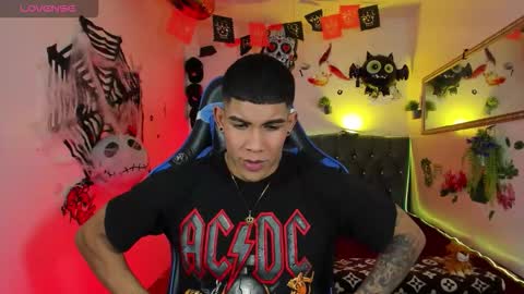 Damian online show from 10/17/25, 03:10