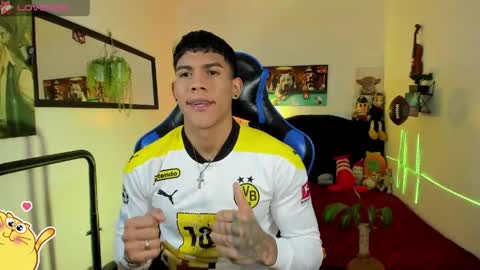 Damian online show from 04/20/26, 03:09