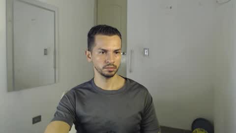 Damian online show from 10/08/25, 03:42