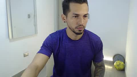 Damian online show from 10/14/25, 04:19