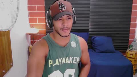 Snapshot of damiann_rees chatting on 02/25/25, 05:58 instagram damiannreed. online show from 02/25/25, 05:58