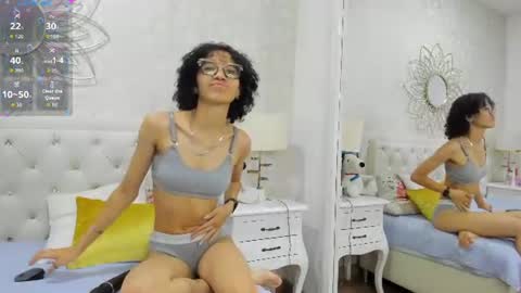Snapshot of damianna_ chatting on 07/30/26, 12:15 Damiana online show from 07/30/26, 12:15