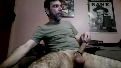 Snapshot of damianour chatting on 04/25/26, 06:27 damianour online show from 04/25/26, 06:27