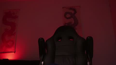 insta damn8   --------  online show from 12/22/24, 04:06